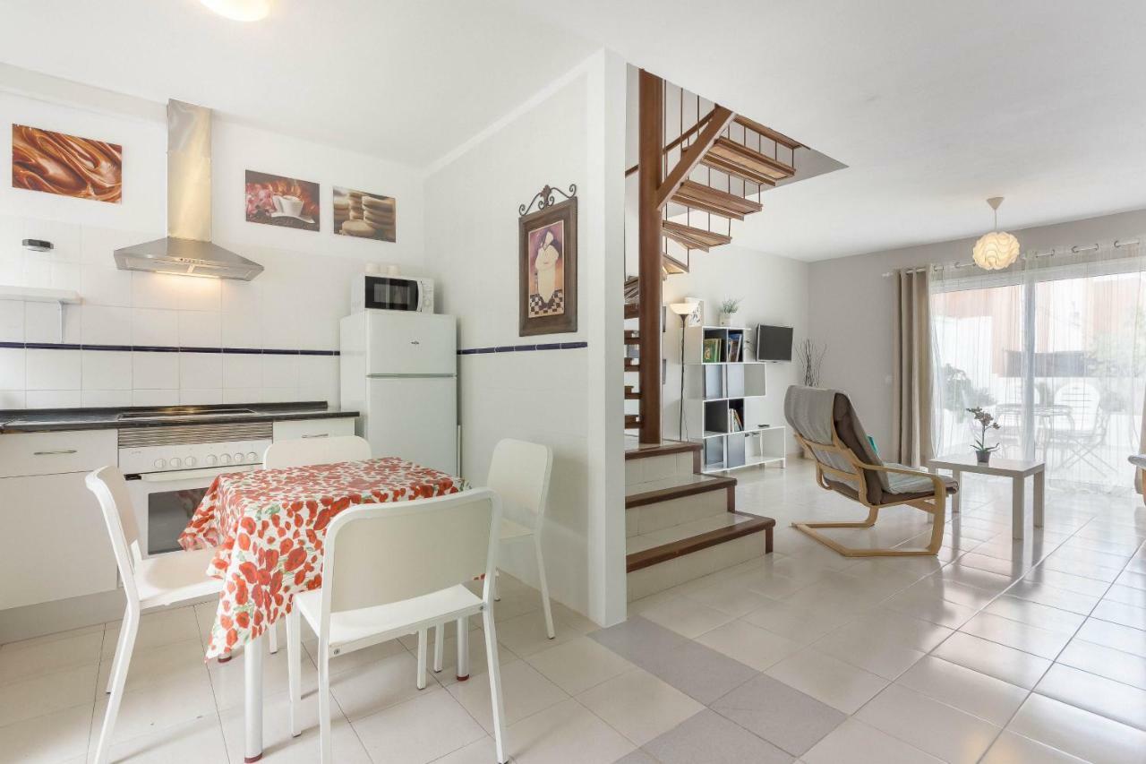 Beautiful 2-Bed Townhouse Near La Tejita Beach/El Medano! Exterior photo