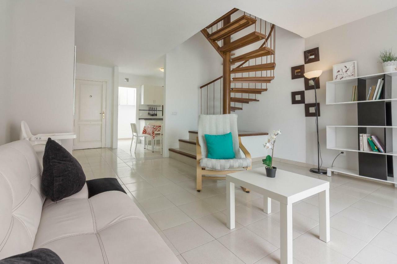 Beautiful 2-Bed Townhouse Near La Tejita Beach/El Medano! Exterior photo