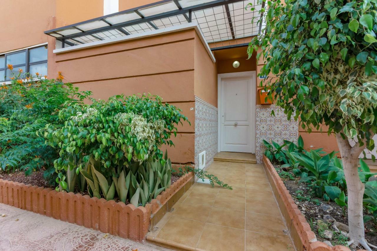 Beautiful 2-Bed Townhouse Near La Tejita Beach/El Medano! Exterior photo